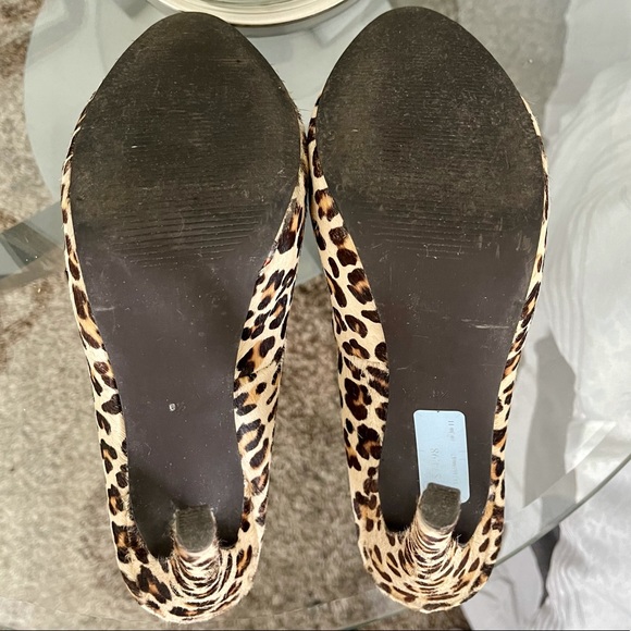 Kelsi Dagger Brette Leopard Print Platform Pumps - Picture 9 of 14